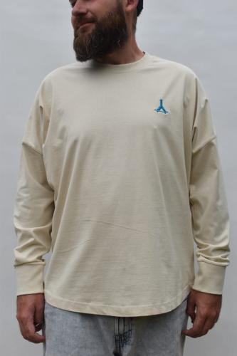 longsleeve-oversize-przypau-c.i.e.w.k.a-piaskowy.JPG