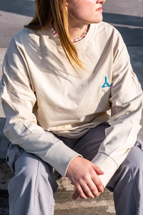 longsleeve-oversize-przypau-c.i.e.w.k.a-piaskowy-4.jpg