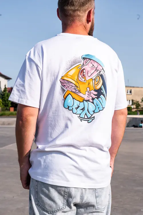 Koszulka-T-shirt-oversize-przypau-c.i.e.w.k.a-biala-5.jpg