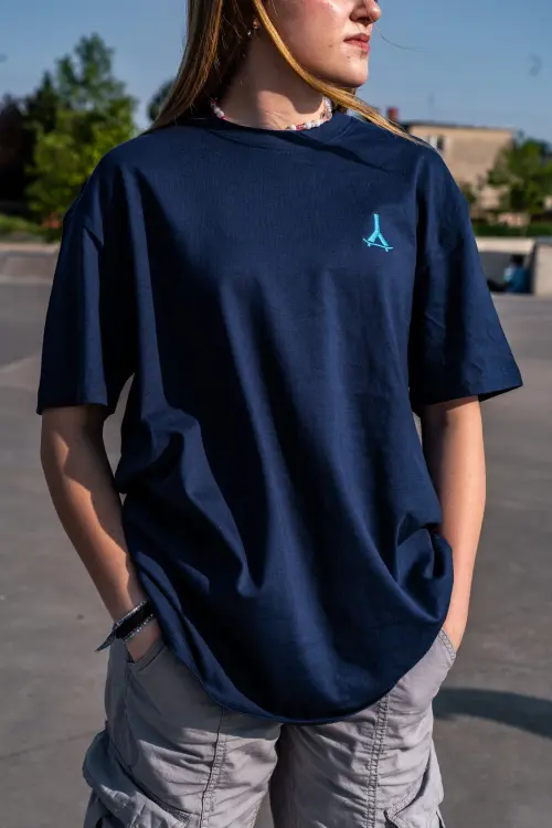 Koszulka-T-shirt-oversize-przypau-c.i.e.w.k.a-granatowa-3.jpg