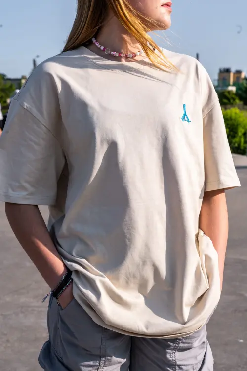 Koszulka-T-shirt-oversize-przypau-c.i.e.w.k.a-piaskowa5.jpg