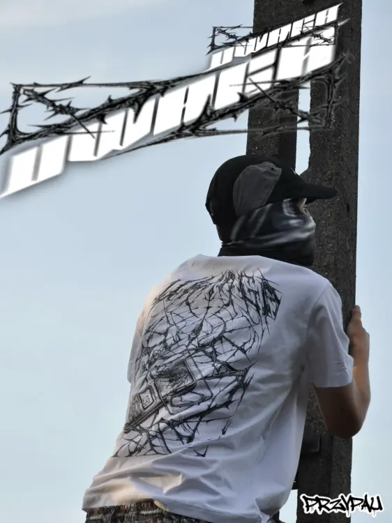 koszulka-t-shirt-uwaga-2.png