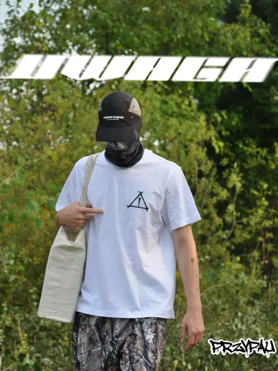 koszulka-t-shirt-uwaga-1.png