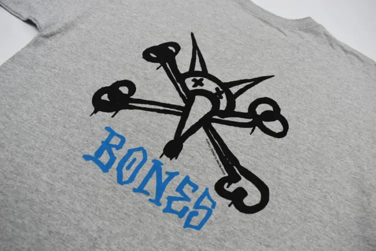 Koszulka T-shirt RAT BONES szara tył zbliżenie.JPG