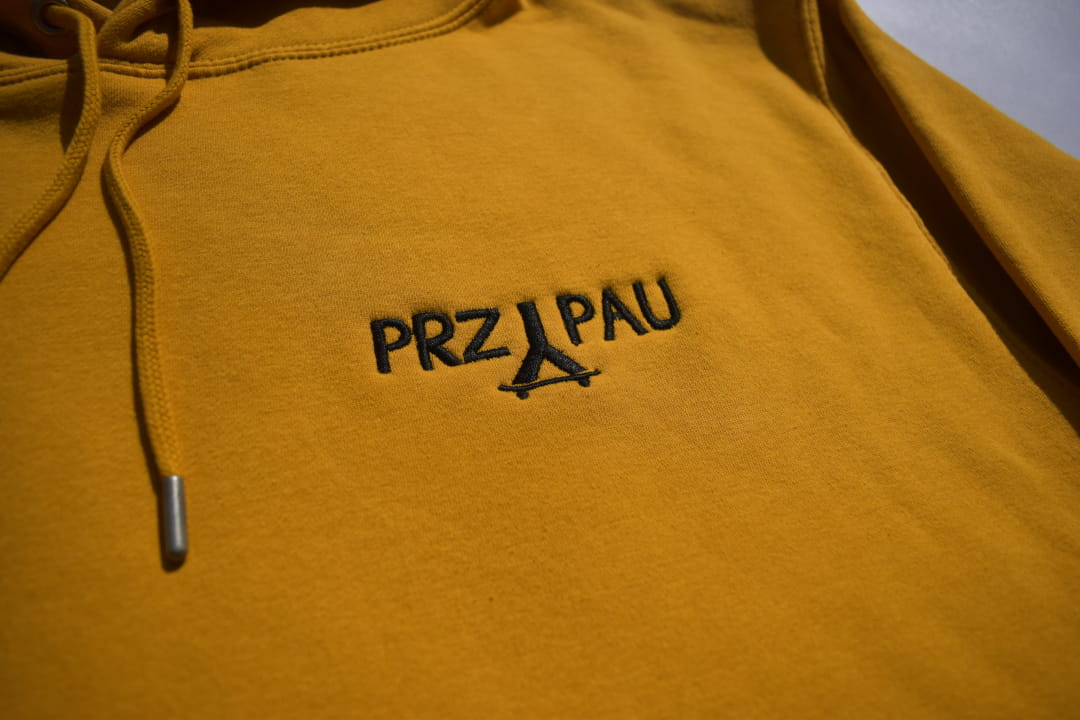 bluza-z-kapturem-hoodie-musztardowa-zolta-przypau-1.JPG